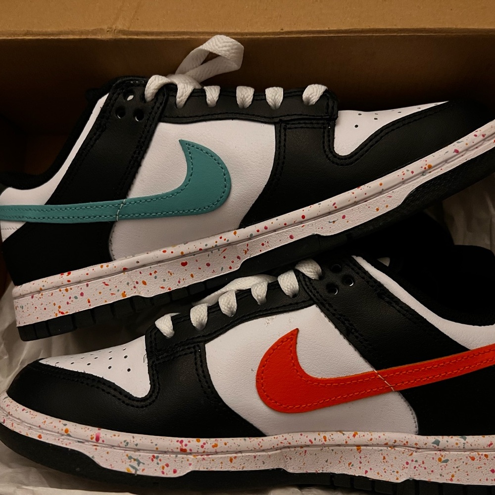 Nike Dunk Low
Multiple Swooshes White Washed Teal (Women's) size 8